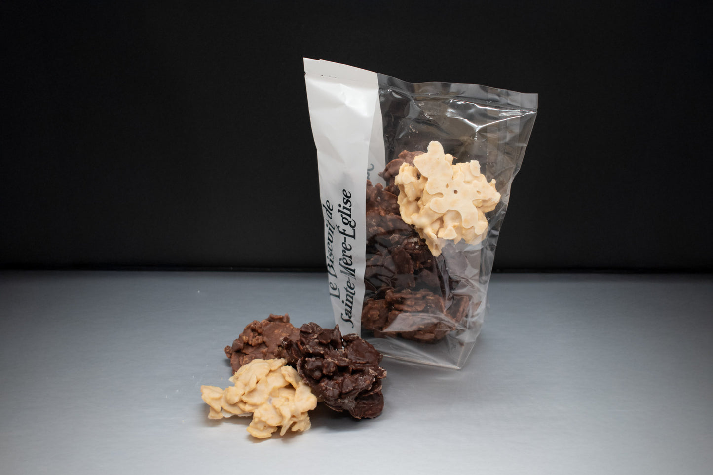 3 chocolate sand roses