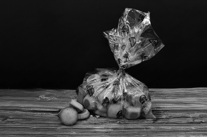 "Financiers" Pocket